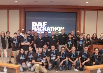 DAF premia universitários vencedores da primeira edição do Hackathon DAF