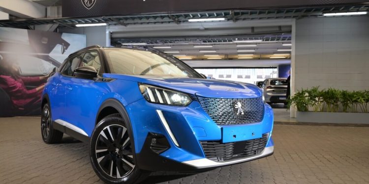 Peugeot apresenta novo preço para e-2008 no Festival Interlagos 2023