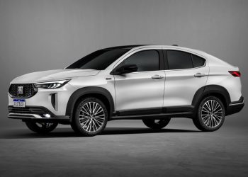 Fiat Fastback fica ainda mais sofisticado na linha 2024