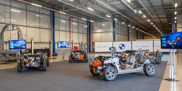 Stellantis apresenta tecnologia Bio-Hybrid