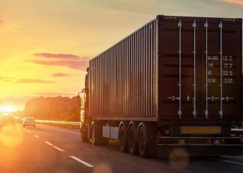 Uso correto de lubrificantes aumenta desempenho e vida útil de veículos pesados