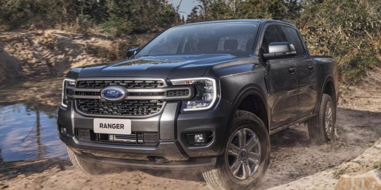 Ford Pro lança as versões XL e XLS da Nova Ranger com motor 2.0 e inédita opção V6