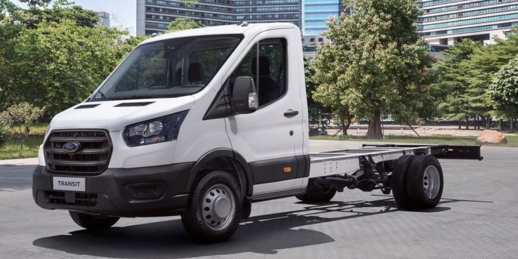 Ford Pro lança a Transit Chassi com foco no custo-benefício