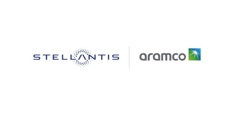 Parceria entre Stellantis e Aramco indica compatibilidade do eFuel com famílias de motores europeus