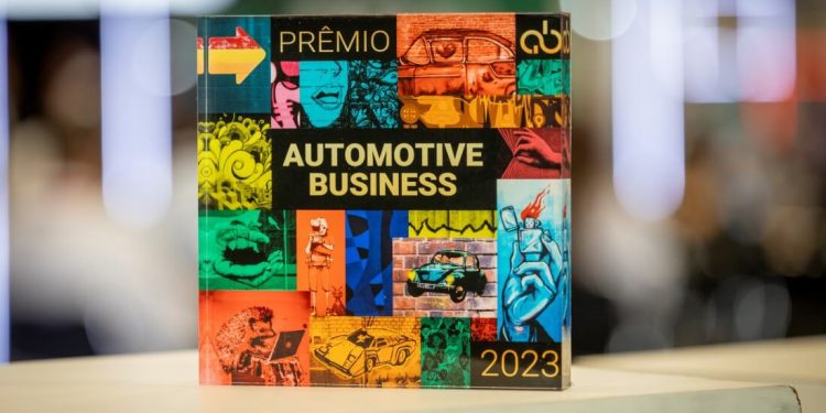 Stellantis vence Prêmio Automotive Business 2023