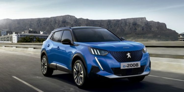 Peugeot oferece e-2008 por R$ 199.990 com seminovo na troca