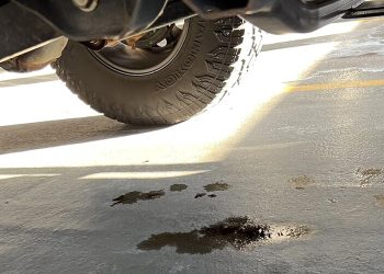 Vazamento de óleo no motor? Saiba dicas para evitar o problema