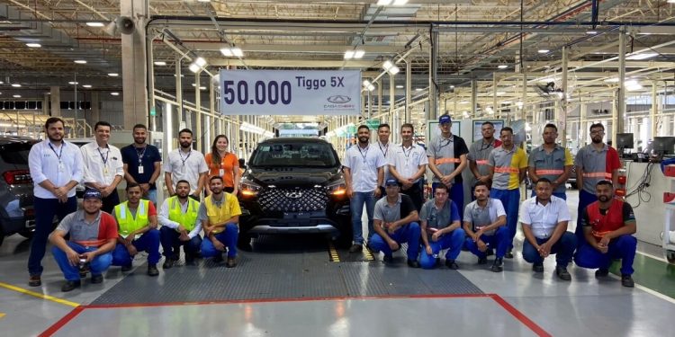 Tiggo 5x bate recorde de venda