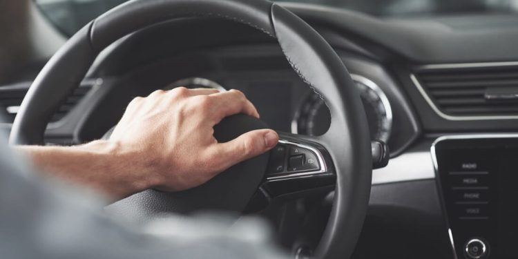 Foi multado? Saiba como evitar a suspensão da CNH