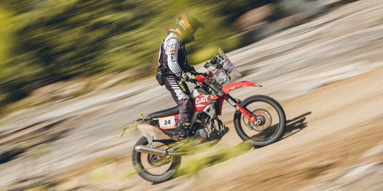 Cinco cuidados para fazer uma trilha de moto off-road
