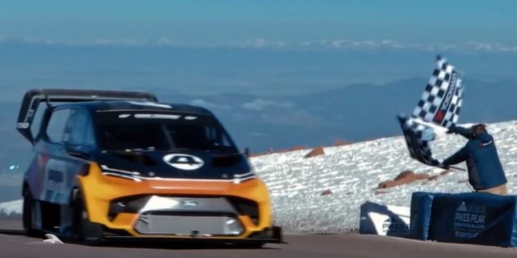 A Ford SuperVan 4.2 que desafiou a montanha de Pikes Peak
