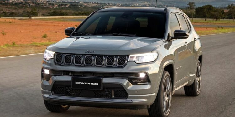 Jeep Compass: sete anos na liderança dos SUVs Médios
