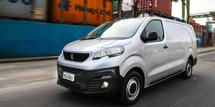 Peugeot faz recall do Expert