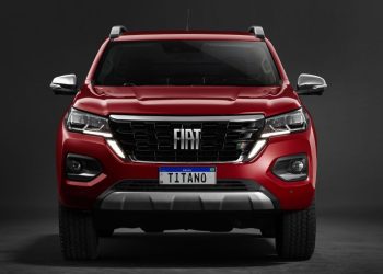 Fiat revela por completo exterior da Titano