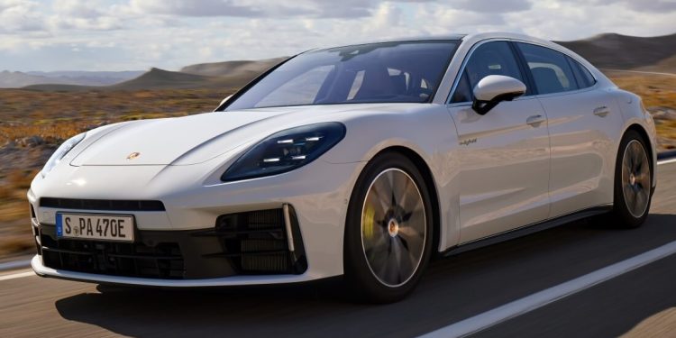 Porsche apresenta duas novas versões E-Hybrid do Panamera