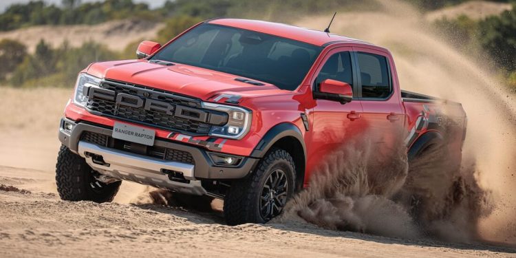 Ford Ranger Raptor chega mais equipada em nova versão