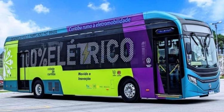 Futuro ônibus elétrico Volkswagen chega a Curitiba