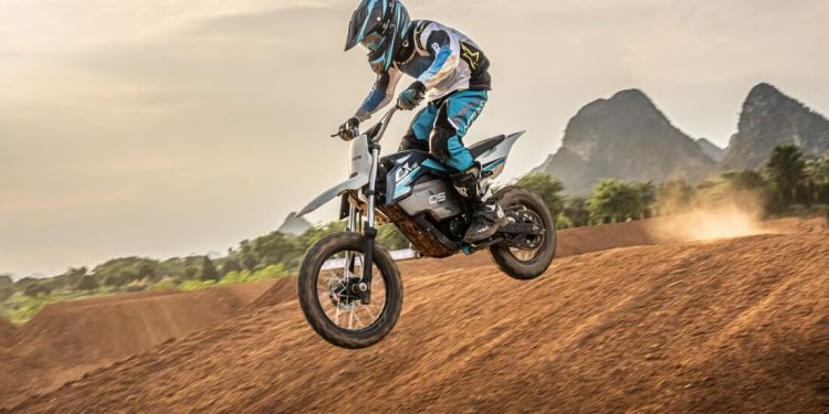 CFMOTO Brasil lança suas primeiras motos elétricas no país