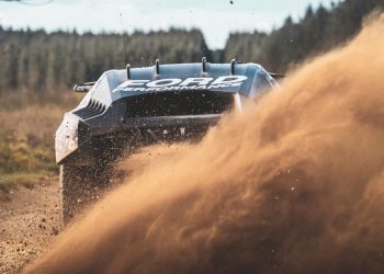 Ford anuncia a entrada no Rally Dakar 2025 com a picape Raptor