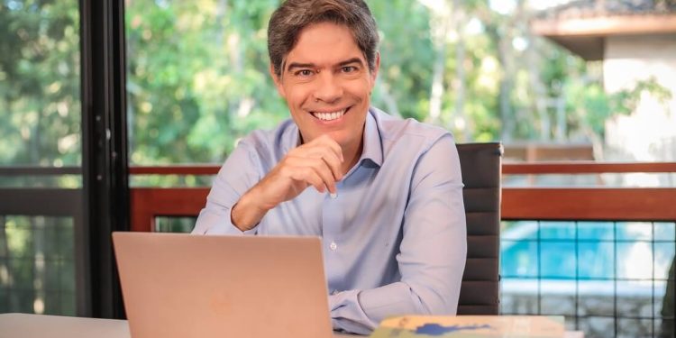 GWM Brasil lança podcast “O amanhã, hoje” com o economista Ricardo Amorim
