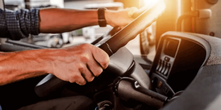 Mais de 1 milhão de motoristas perderam o prazo para realizar o exame toxicológico