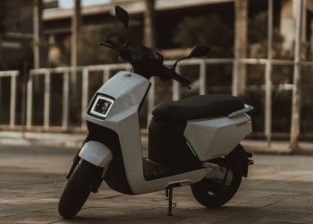 Watts vira líder de emplacamentos de motos elétricas