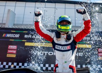 NASCAR Brasil: Gabriel Casagrande e Victor Andrade vencem final da Inverse Race