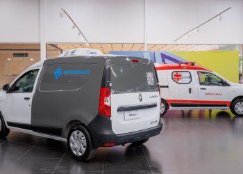 Renault apresenta versões transformadas do Kangoo 1.6 SCe Flex