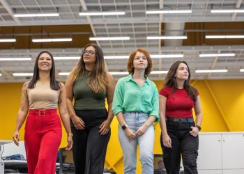Stellantis abre vagas para o Programa Mulheres na Engenharia 2024
