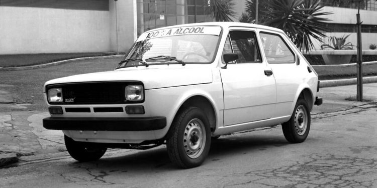 Fiat celebra os 45 anos do primeiro carro movido a etanol do mundo