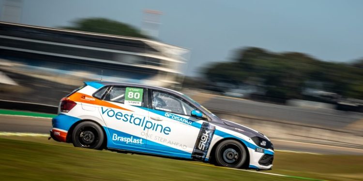 TN: BF Racing estreia dupla no Velocitta