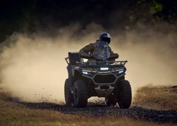 CFMOTO lança novo CFORCE 1000 no Boat Show São Paulo