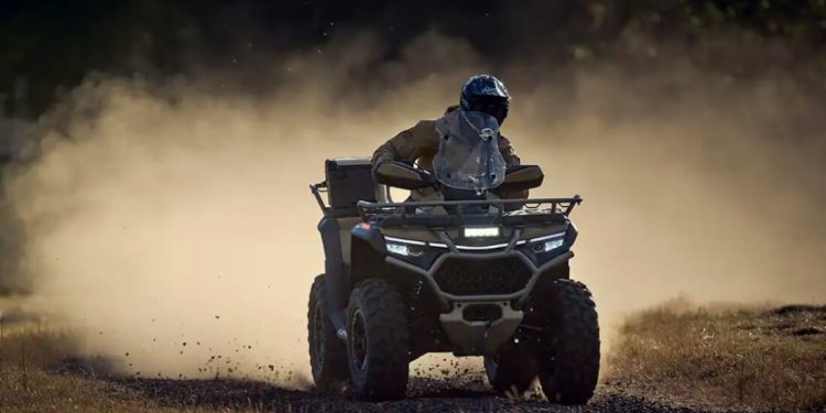 CFMOTO lança novo CFORCE 1000 no Boat Show São Paulo
