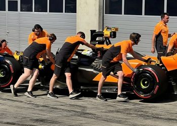 Gabriel Bortoleto fez o seu primeiro teste de F-1