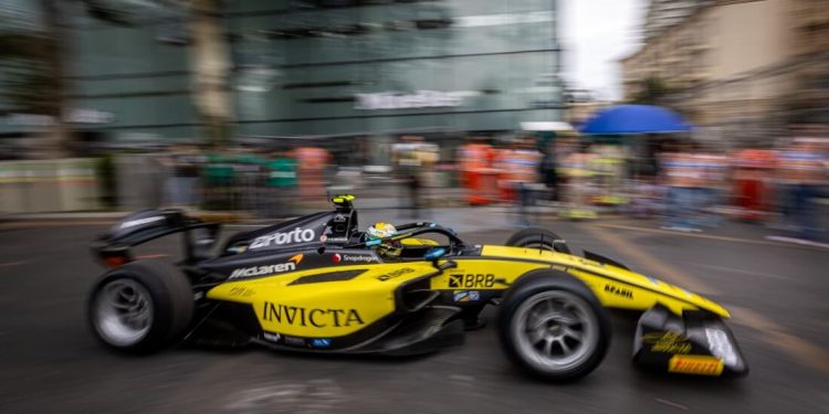 Gabriel Bortoleto assume a liderança do Mundial de F-2