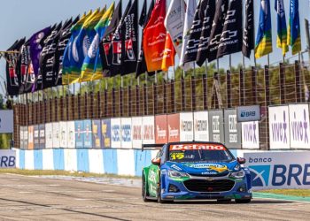 Felipe Massa mantém a liderança da Stock Car após etapa do Uruguai
