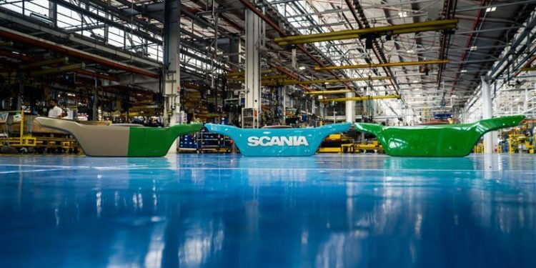 Scania utilizará plástico reciclado na produção das grades frontais dos caminhões