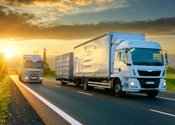 Preço do frete por quilômetro cai pela primeira vez desde maio e fecha outubro em R$ 6,40