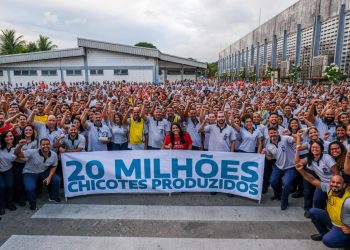 Stellantis celebra marco de 20 milhões de chicotes produzidos na Planta de Jaboatão (PE)