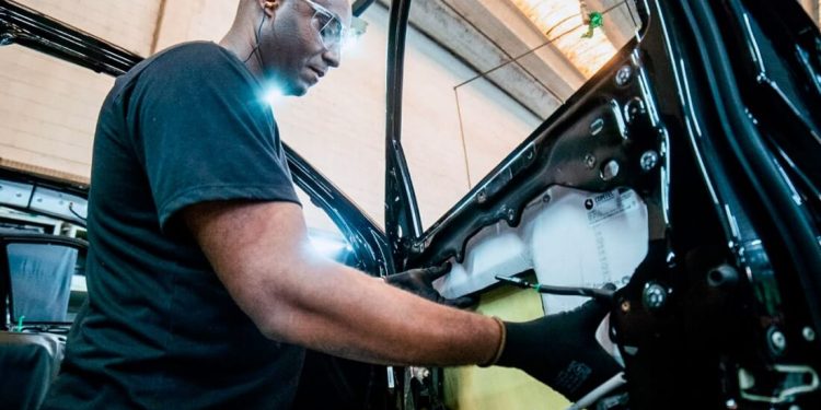 Blindagem de carros bate novo recorde no Brasil