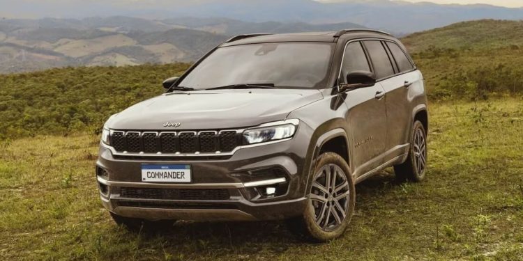 Jeep Commander chega com motorização 2.2 Turbodiesel na linha 2025