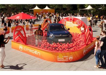 Citroën “chega chegando” no show de abertura da turnê Tardezinha no Rio de Janeiro