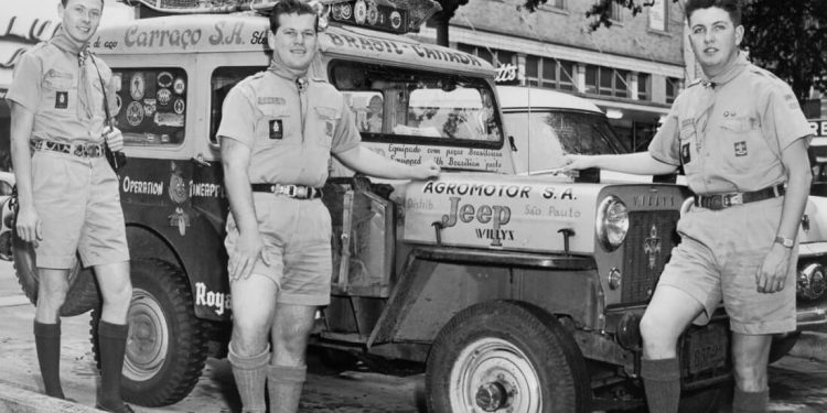 Jeep é sinônimo de aventuras únicas e uma delas celebra 70 anos