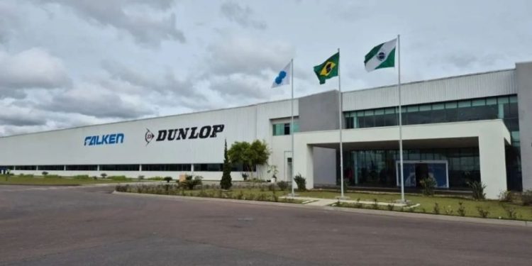 Planta da Dunlop no Paraná recebe profissionais de imprensa