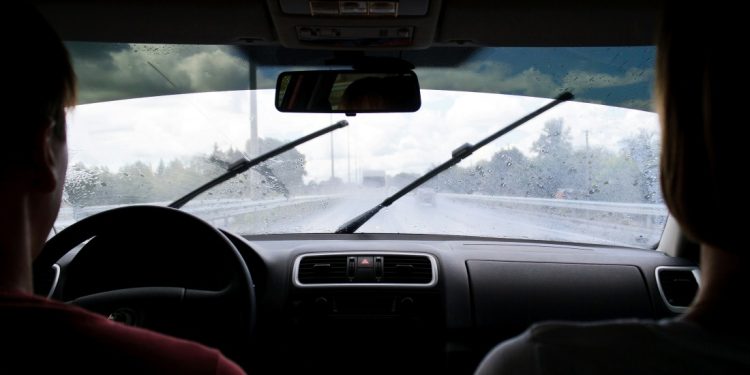 Vigem no frio: confira 5 dicas para proteger o motor do seu carro e evitar surpresas desagradáveis