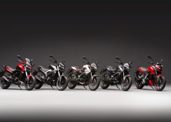 Bajaj fecha o primeiro semestre com crescimento de 222%