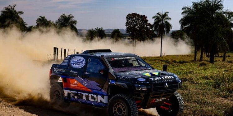 Equipe Mitsubishi Spinelli Racing apresenta novo layout da Triton Ultimate Racing