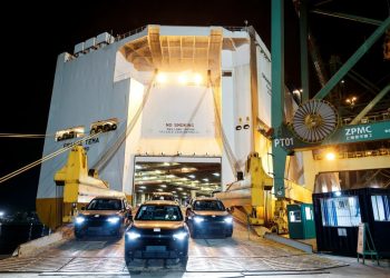 Leapmotor inicia importação de carros ao Brasil e celebra sucesso de vendas na China