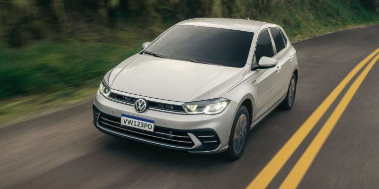Com Polo líder, Volkswagen registra melhor mês em 10 anos