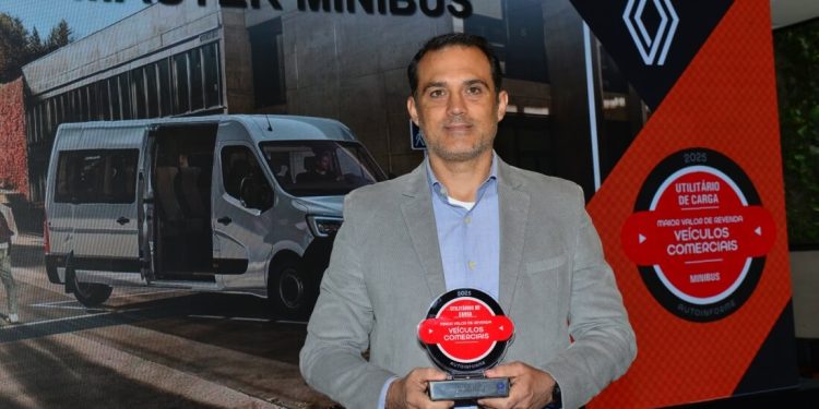 Renault Master Minibus recebe Selo Maior Valor de Revenda – Veículos Comerciais 2025